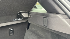 Land Rover Range Rover Evoque 2.0 P250 R-Dynamic SE 5dr Auto Petrol Hatchback